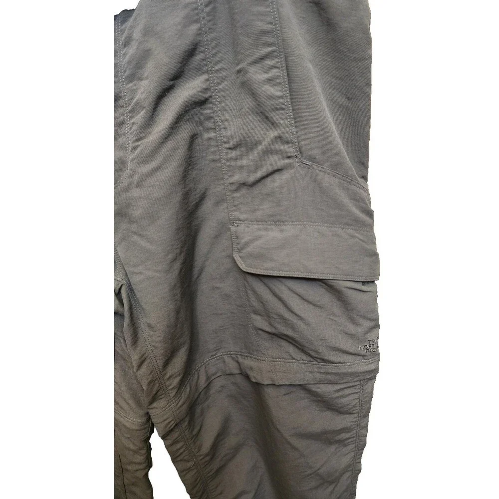The North Face Convertible Cargo Pants Size XL Short Army Green Nylon